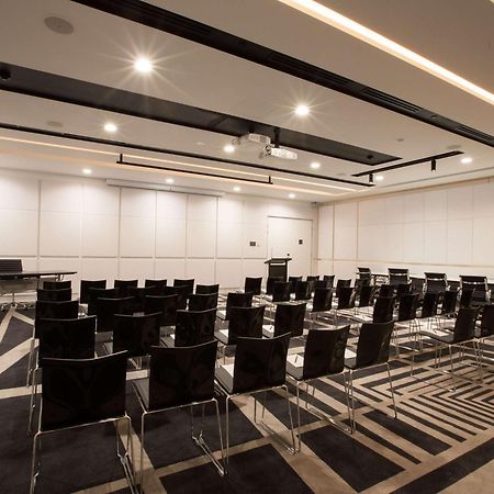 Pullman Sydney Airport Hotell Exteriör bild Meeting room