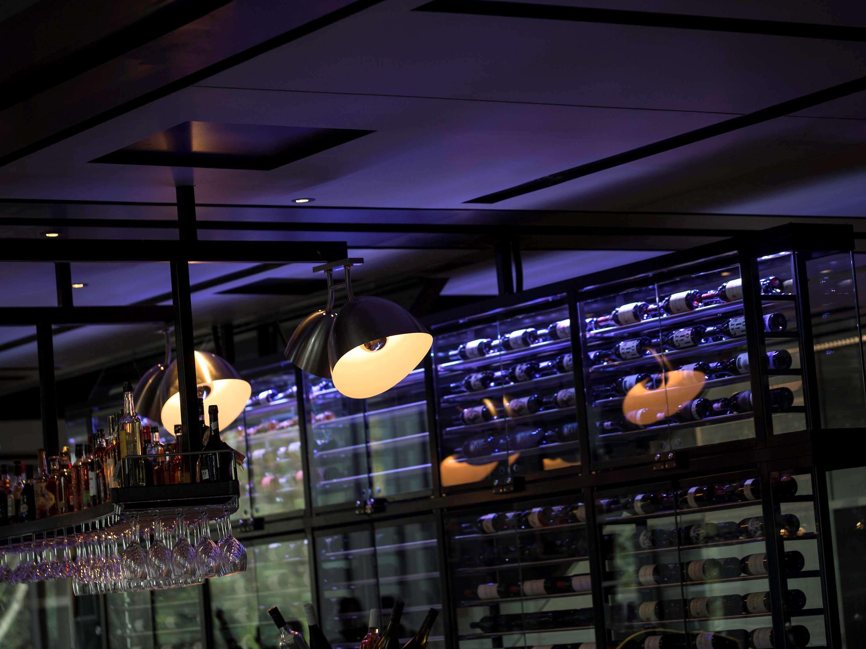 Pullman Sydney Airport Hotell Exteriör bild The bar at the 101 bar